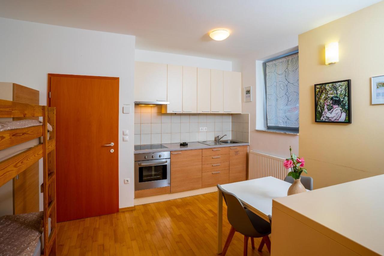 Apartment Muznik Μπλεντ Δωμάτιο φωτογραφία